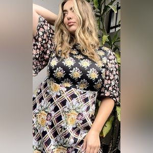 ASOS DESIGN - Curve angle sleeve mix and match print midi tea dress